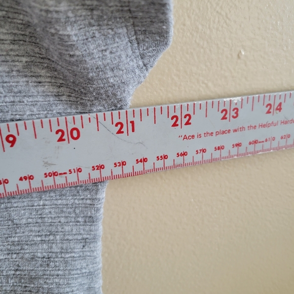 4/$15 SALE Tahari | Blouse Gray Front Back Wrap Ripped Gorgeous Elegant Large - Picture 5 of 5